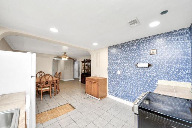 802 Avenue M, South Houston, TX 77587