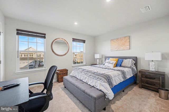 6420 HAWKEYE DR, King George, VA 22485