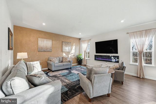 6420 HAWKEYE DR, King George, VA 22485