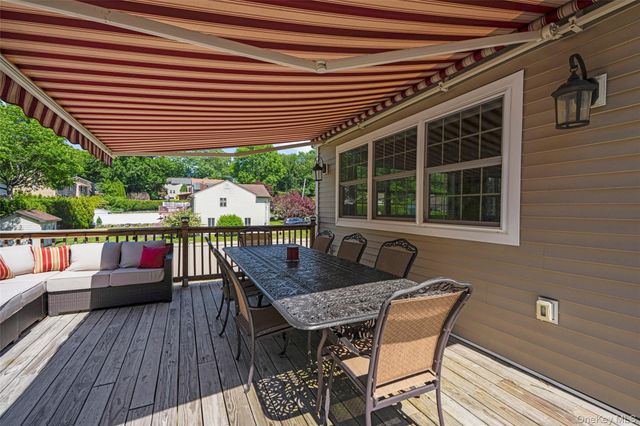 36 Hyatt Avenue, Harrison, NY 10528