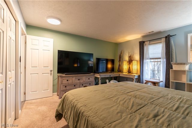 204 Harbor Ridge Lane, Fairport Harbor, OH 44077