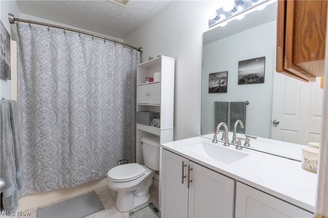 204 Harbor Ridge Lane, Fairport Harbor, OH 44077