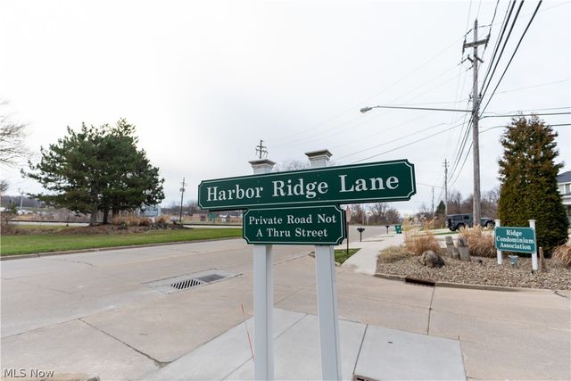 204 Harbor Ridge Lane, Fairport Harbor, OH 44077