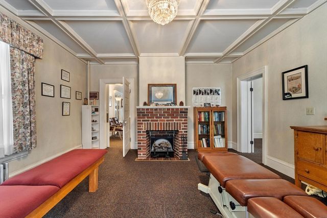 741 Salem Street, Lynnfield, MA 01940