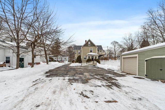 741 Salem Street, Lynnfield, MA 01940