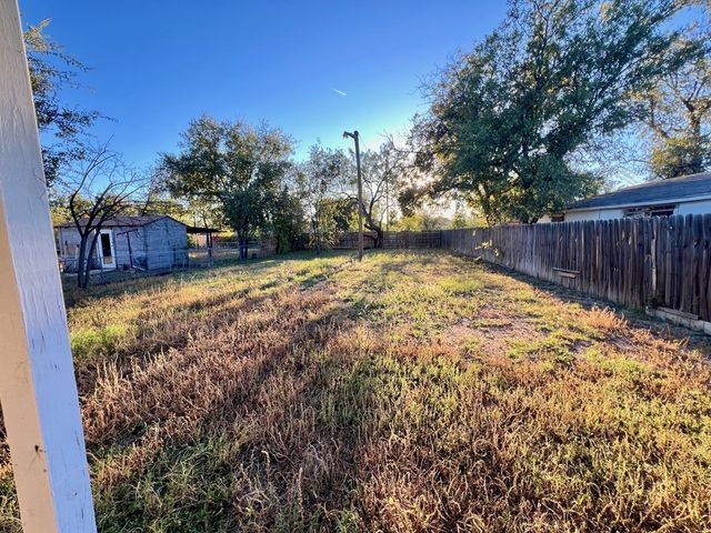 2817 N Irving St, San Angelo, TX 76903