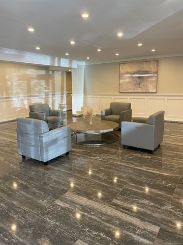 27 Northill Street 3P, Stamford, CT 06907