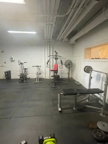 27 Northill Street 3P, Stamford, CT 06907