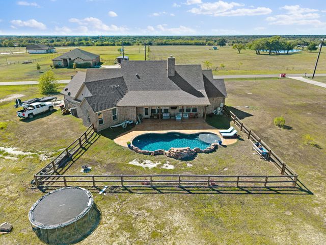 1117 County Road 4108, Greenville, TX 75401