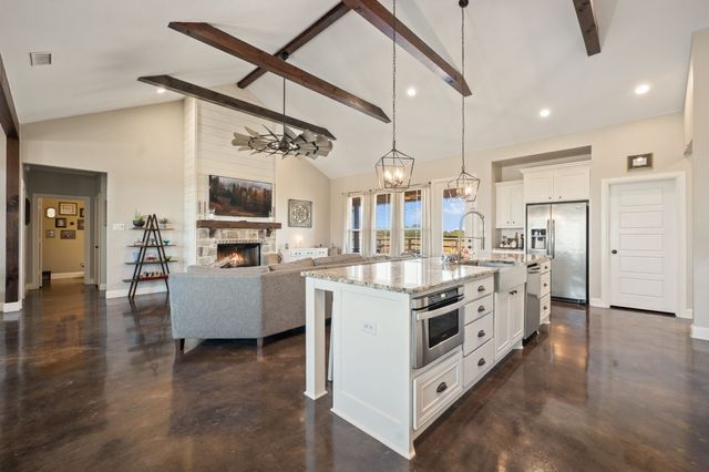 1117 County Road 4108, Greenville, TX 75401