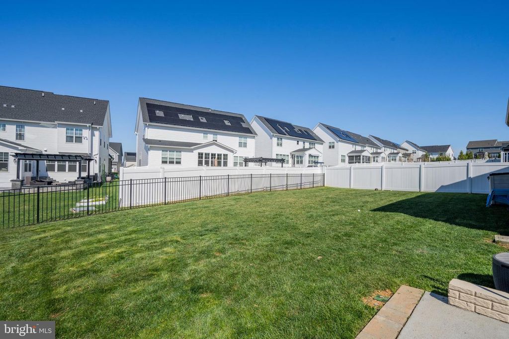 Image 47 of property listing at 11058 EMERALD CROWN DR, Monrovia, MD 21770