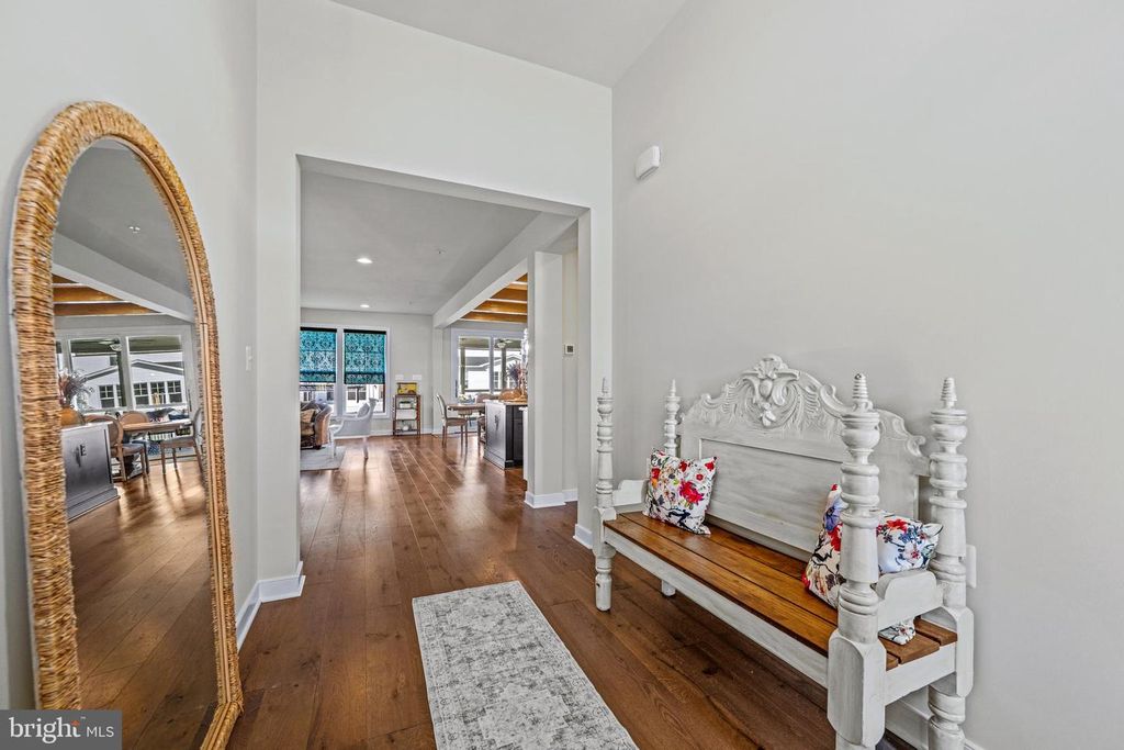 Image 3 of property listing at 11058 EMERALD CROWN DR, Monrovia, MD 21770