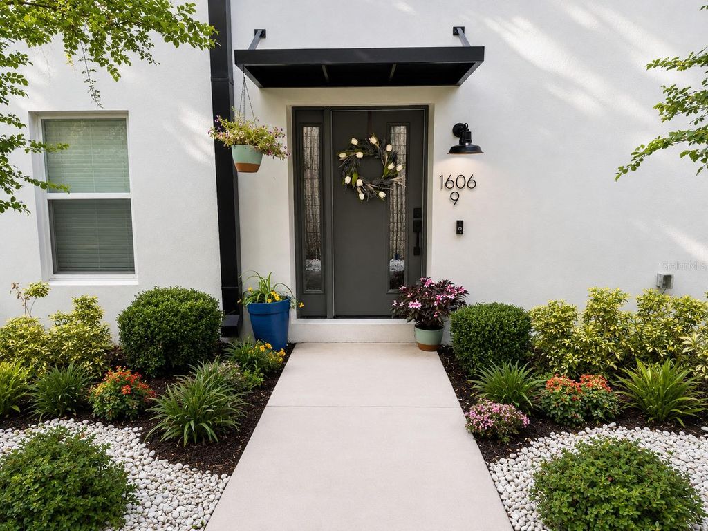 1606 PARK LAKE STREET 9, Orlando, FL 32803