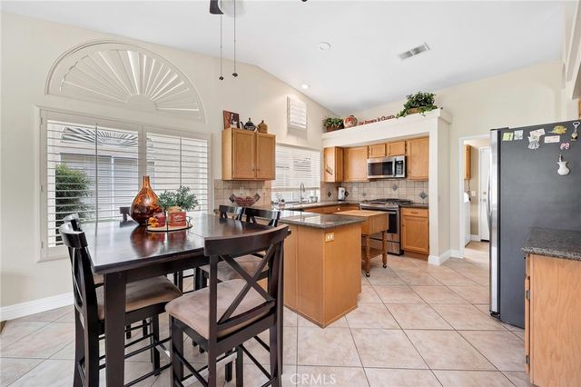 2767 Banyan Tree, Hemet, CA 92545