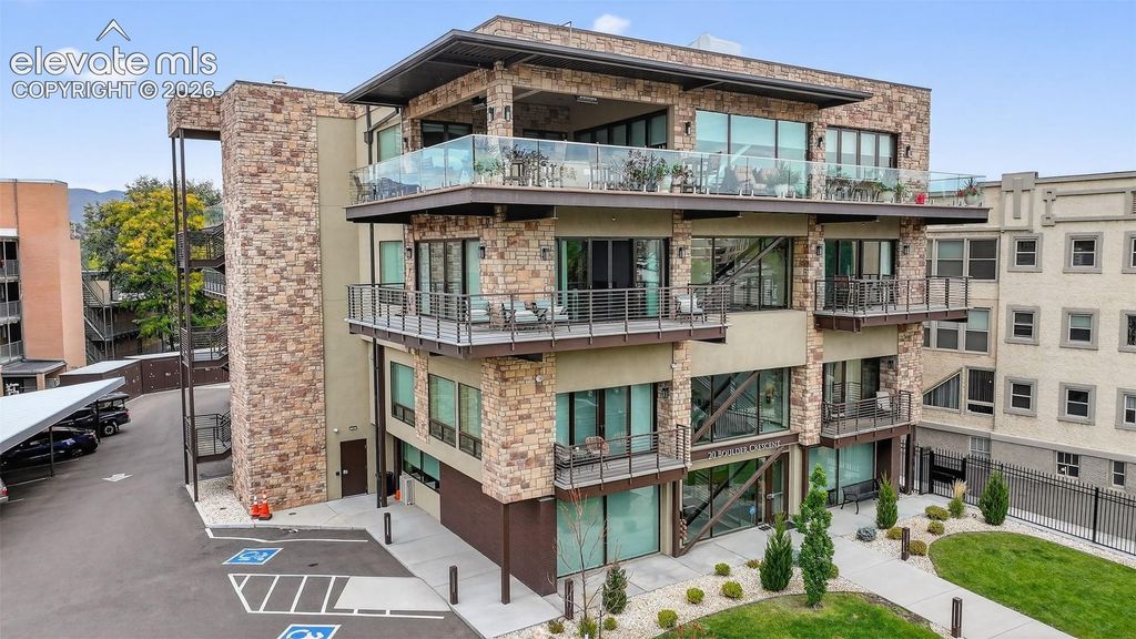 20 Boulder Crescent Street 202, Colorado Springs, CO 80903 — exterior