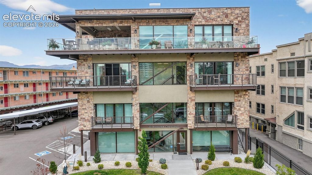 20 Boulder Crescent Street 202, Colorado Springs, CO 80903 — photo 2