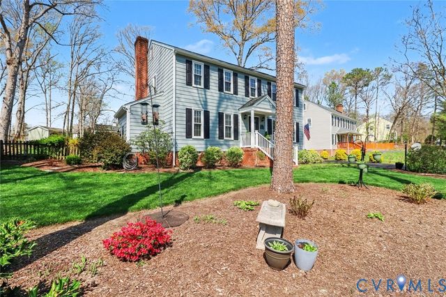 548 Glenmeadow Rd, Midlothian, VA 23114