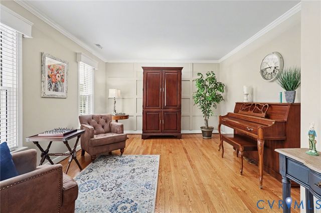 548 Glenmeadow Rd, Midlothian, VA 23114