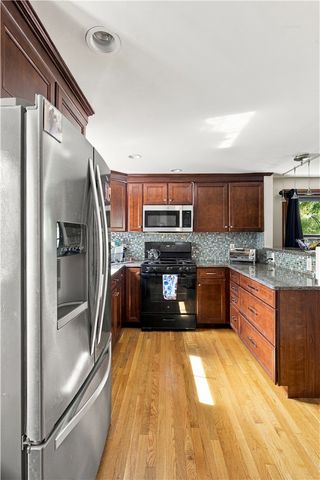 11 Sayles Hill Rd Road, North Smithfield, RI 02896