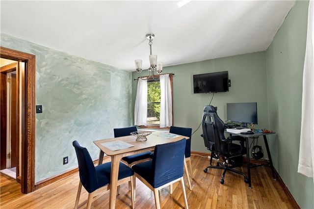 11 Sayles Hill Rd Road, North Smithfield, RI 02896
