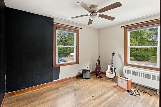 11 Sayles Hill Rd Road, North Smithfield, RI 02896