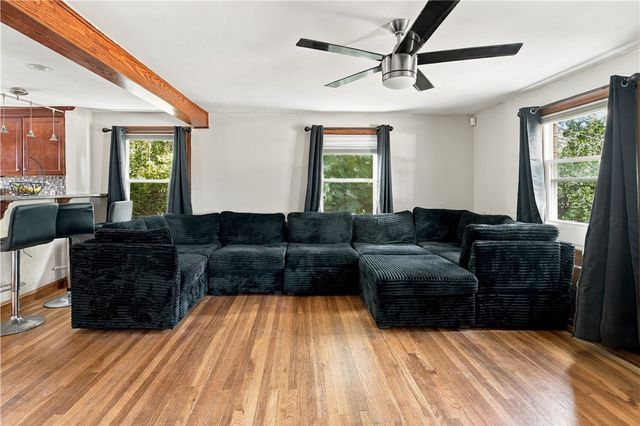 11 Sayles Hill Rd Road, North Smithfield, RI 02896