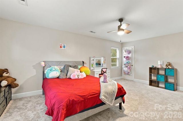 4206 Foxmoor Drive L43B2M19-181, Charlotte, NC 28226