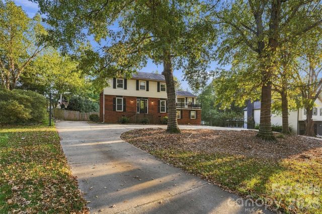 4206 Foxmoor Drive L43B2M19-181, Charlotte, NC 28226