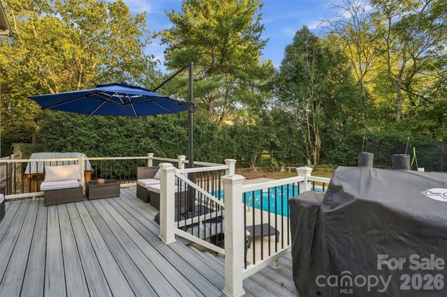 4206 Foxmoor Drive L43B2M19-181, Charlotte, NC 28226