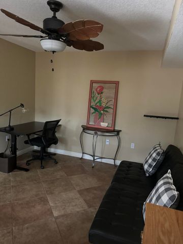 2210 22nd Lane, Palm Beach Gardens, FL 33418