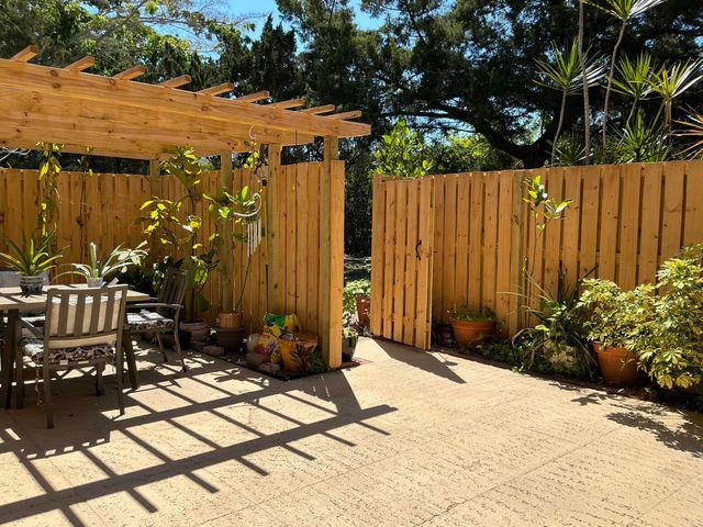 2210 22nd Lane, Palm Beach Gardens, FL 33418