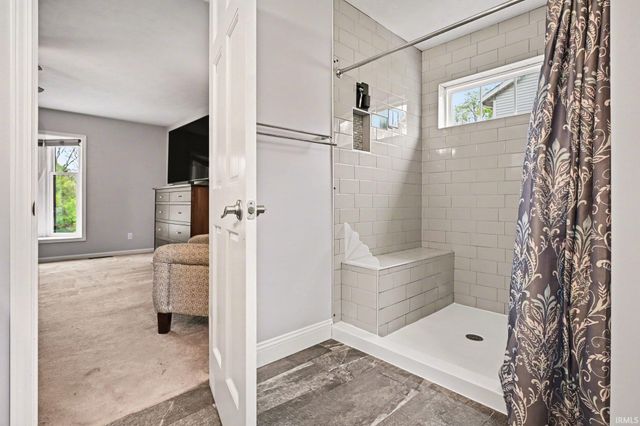 3250 N Ashford Court, Warsaw, IN 46582