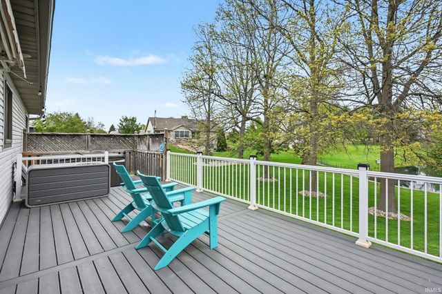 3250 N Ashford Court, Warsaw, IN 46582