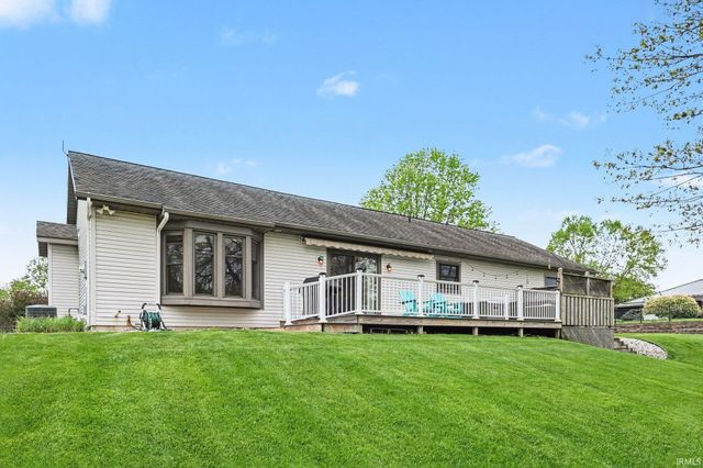 3250 N Ashford Court, Warsaw, IN 46582