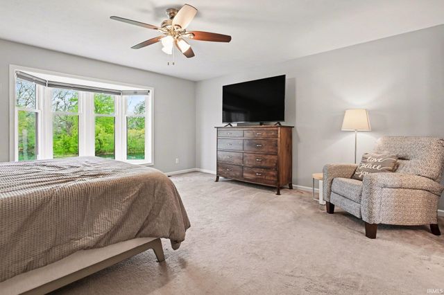 3250 N Ashford Court, Warsaw, IN 46582