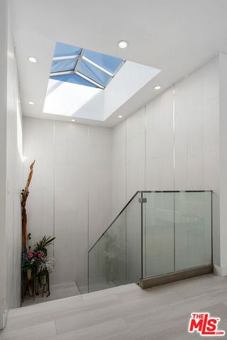 1590 BENEDICT CANYON Drive, Beverly Hills, CA 90210