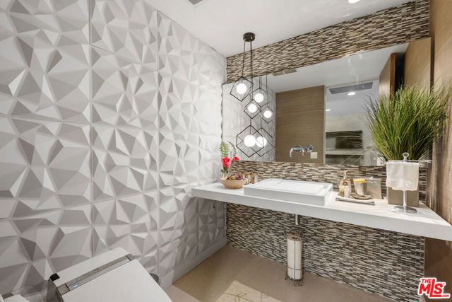 1590 BENEDICT CANYON Drive, Beverly Hills, CA 90210
