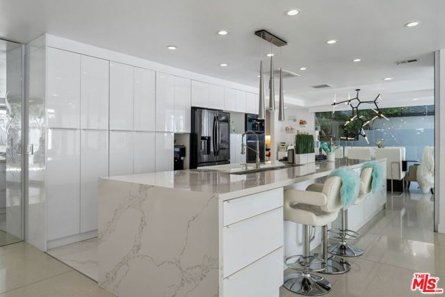 1590 BENEDICT CANYON Drive, Beverly Hills, CA 90210