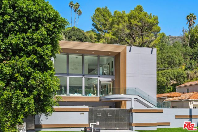 1590 BENEDICT CANYON Drive, Beverly Hills, CA 90210
