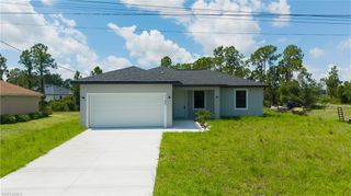 1148 Craft ST E, Lehigh Acres, FL 33974