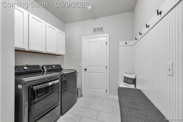 3173 Roma Court, Wixom, MI 48393
