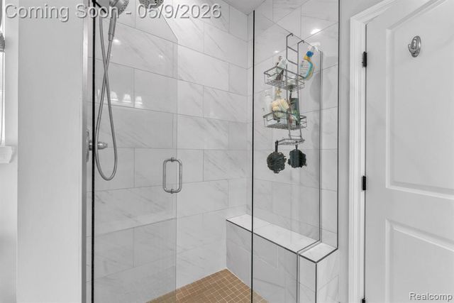 3173 Roma Court, Wixom, MI 48393