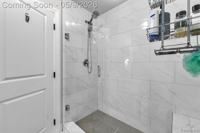 3173 Roma Court, Wixom, MI 48393