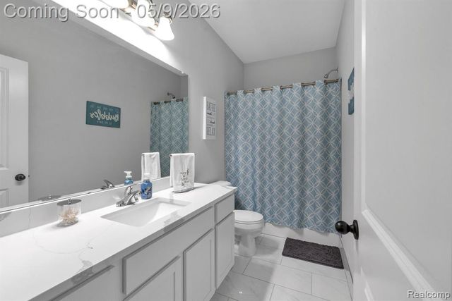 3173 Roma Court, Wixom, MI 48393