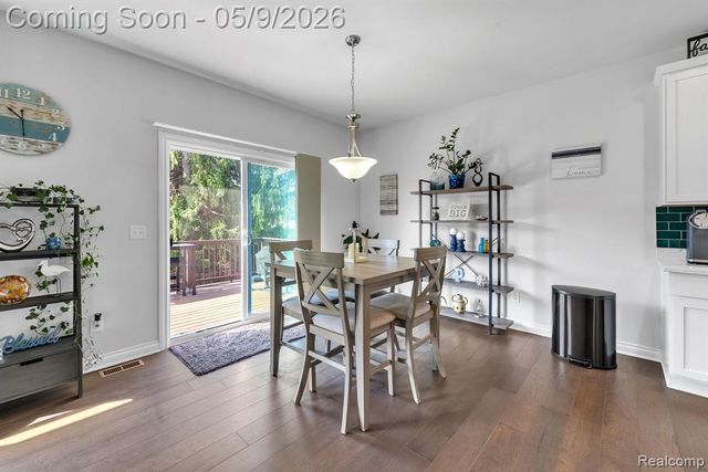 3173 Roma Court, Wixom, MI 48393