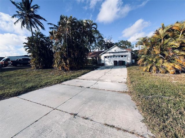 2247 SW 4TH STREET, Cape Coral, FL 33991