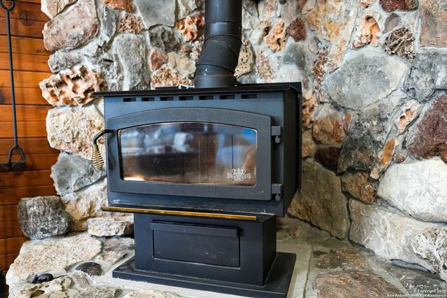 1792 SD 52300, Rocksprings, TX 78880