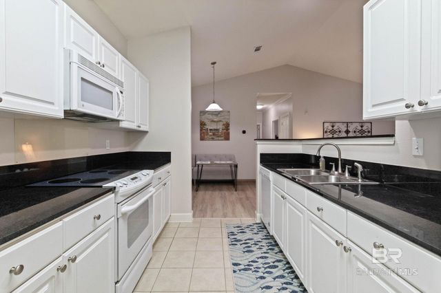 450 Park Avenue 108, Foley, AL 36535