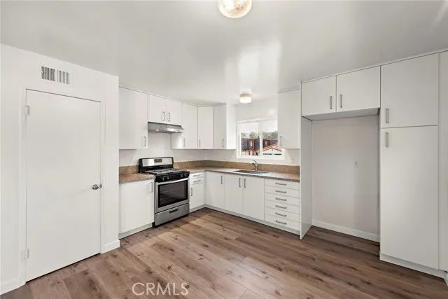 121 E Escalones, San Clemente, CA 92672