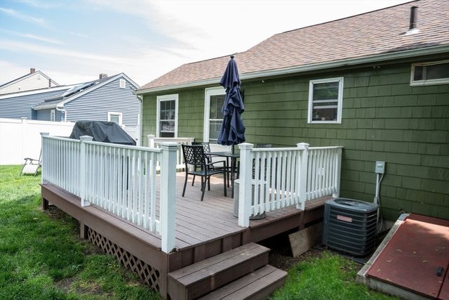 55 Clapp, Abington, MA 02351